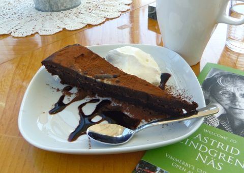 チョコレートケーキ画像